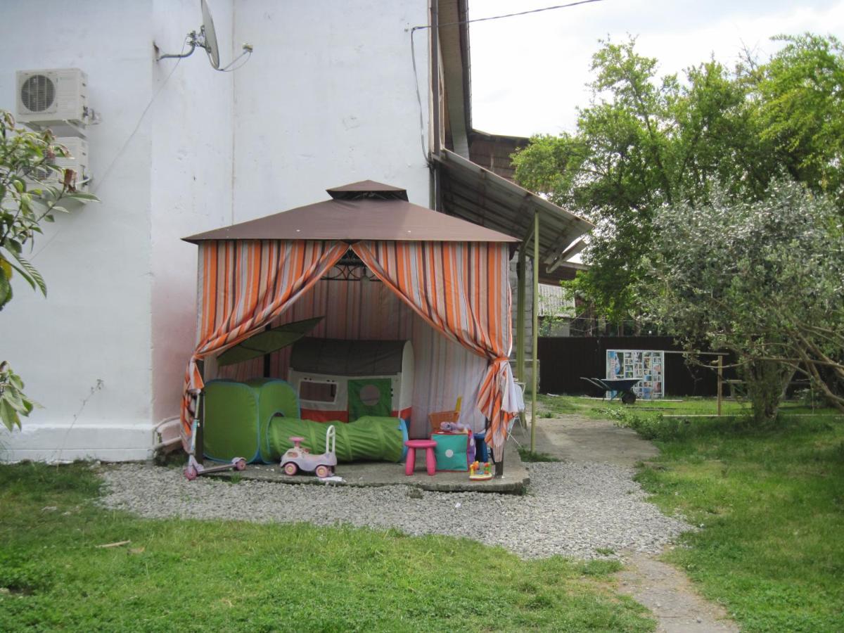 Guest House Inkit ปิซุนดา ภายนอก รูปภาพ
